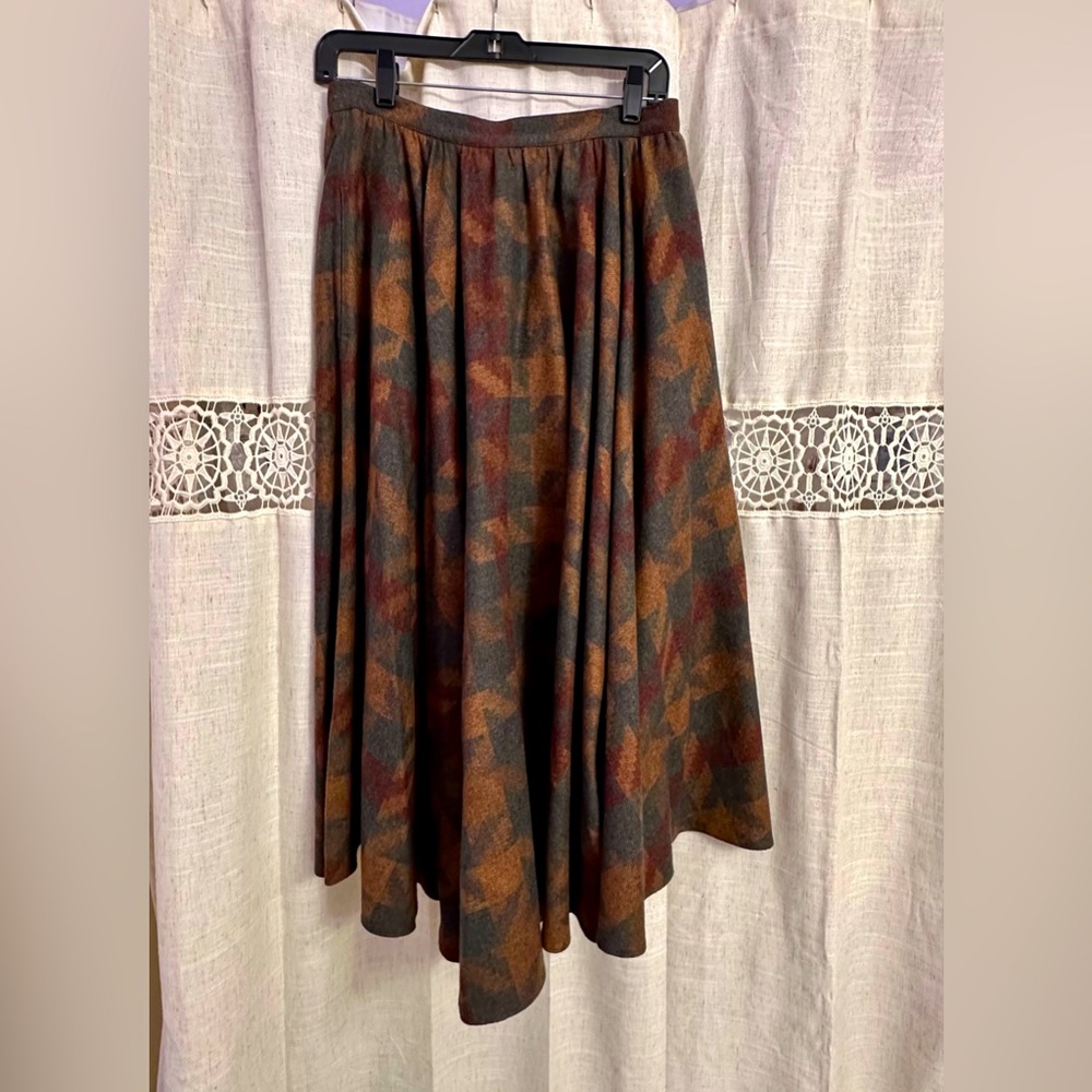 Vintage Hunters Run skirt.